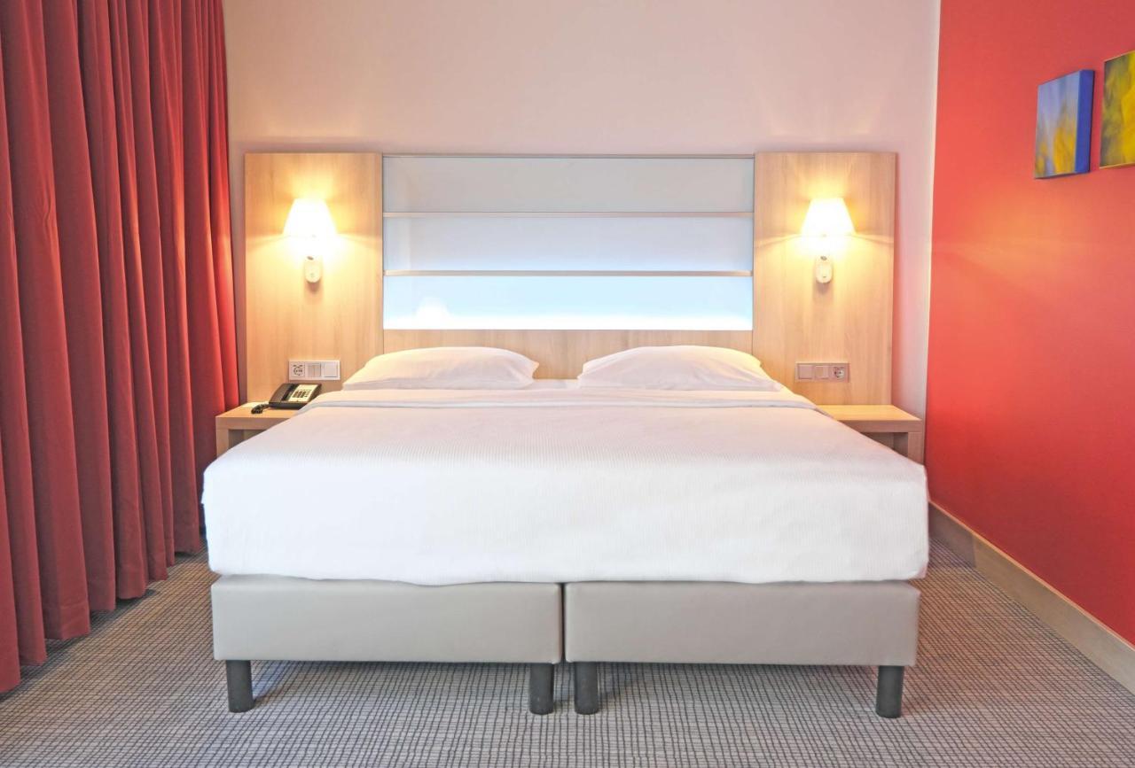 Park Inn By Radisson Linz Exterior photo