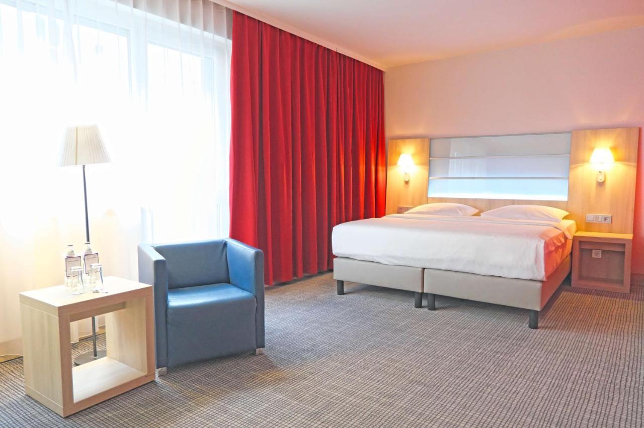 Park Inn By Radisson Linz Exterior photo