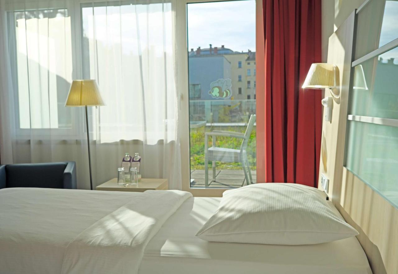 Park Inn By Radisson Linz Exterior photo