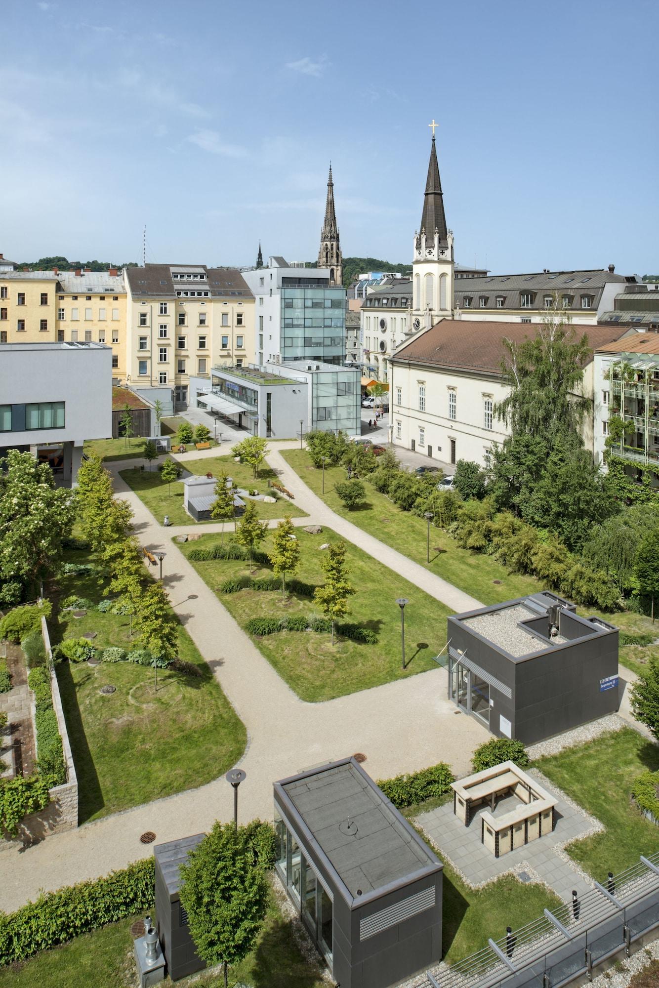 Park Inn By Radisson Linz Exterior photo