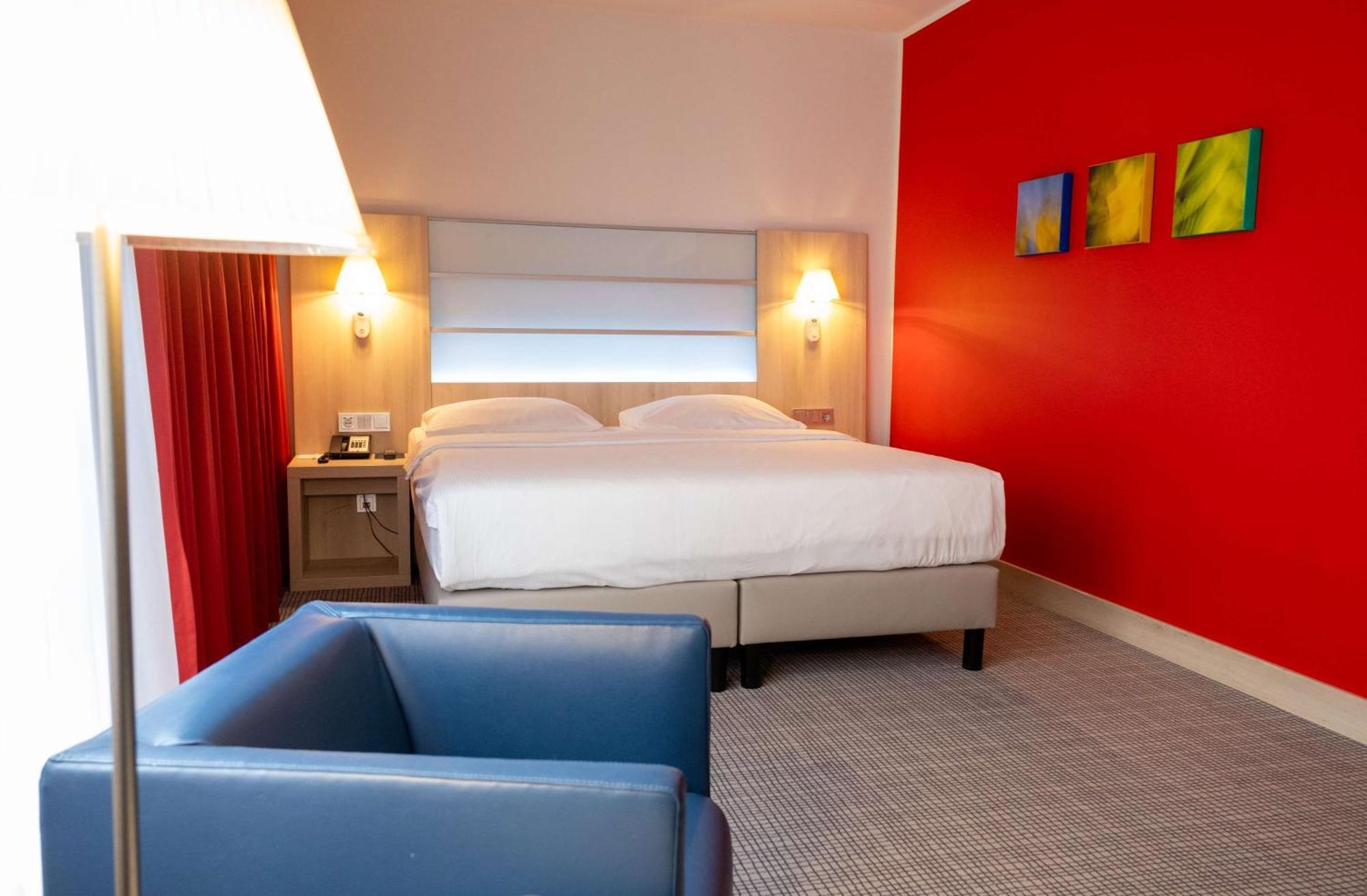 Park Inn By Radisson Linz Exterior photo