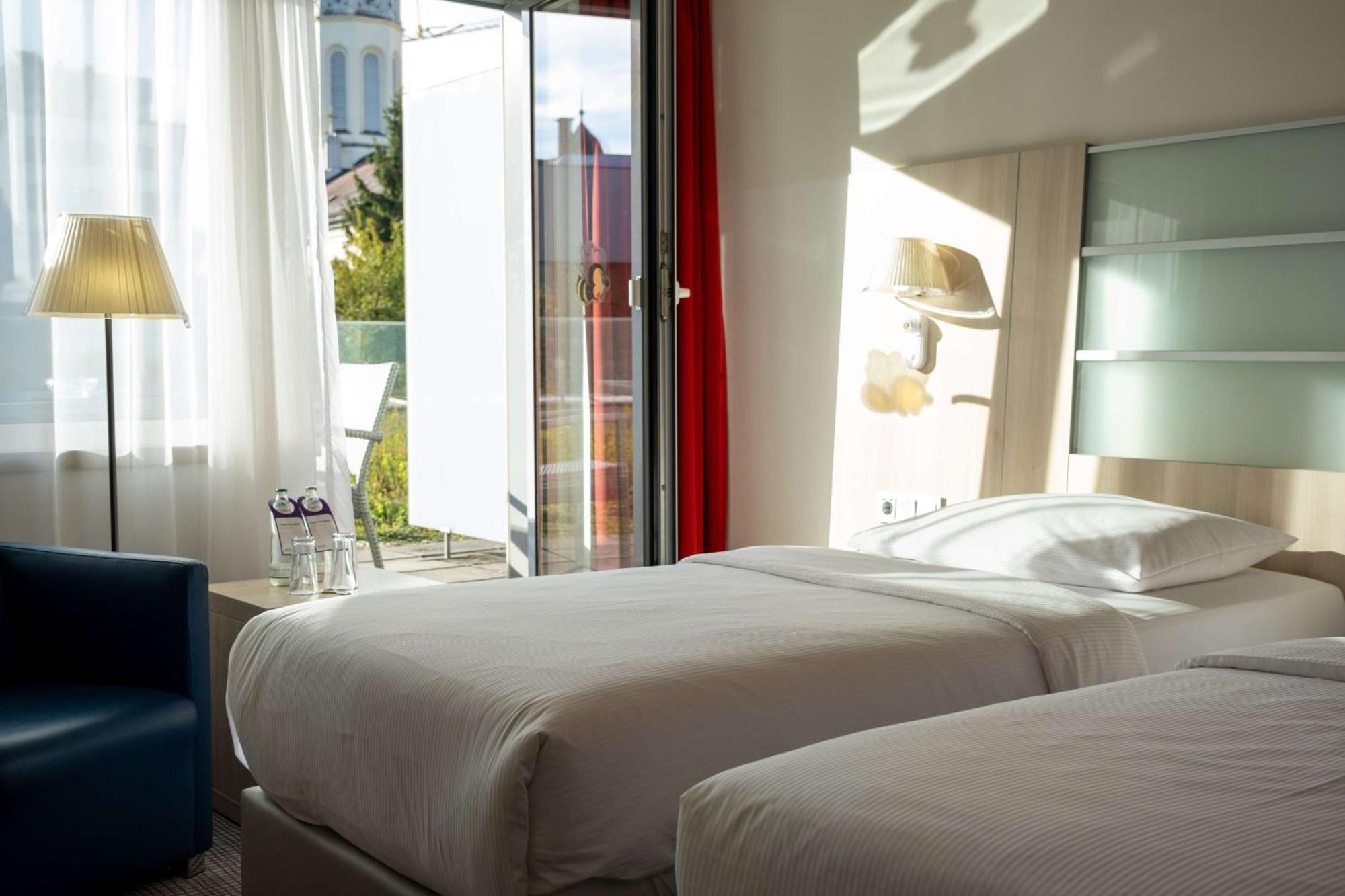 Park Inn By Radisson Linz Exterior photo