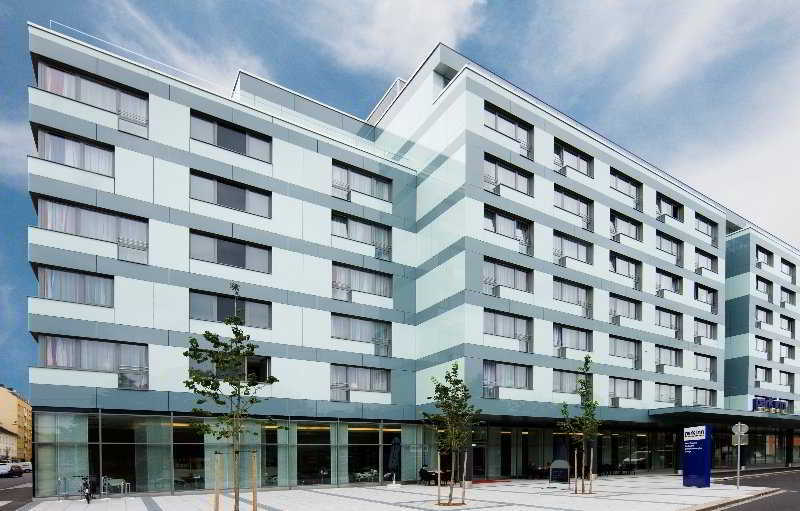 Park Inn By Radisson Linz Exterior photo
