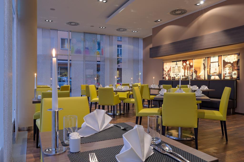 Park Inn By Radisson Linz Exterior photo
